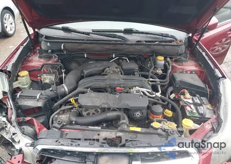 2014 Subaru Legacy 2.5I Premium z USA, uszkodzony, nr VIN 4S3BMCC6XE3037626